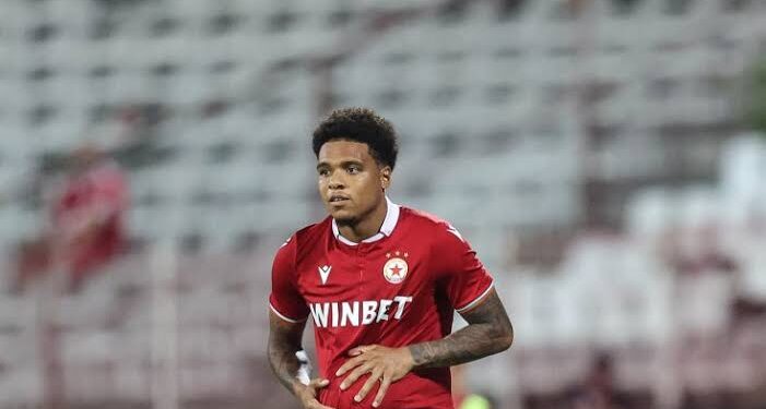 Официално: Брадли де Ноойер се завръща в ЦСКА София… Наистина ли се завърна?