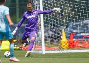 Отстранен, отстранен, колко да е отстранен? Иван Дюлгеров в момента е с ЦСКА на…