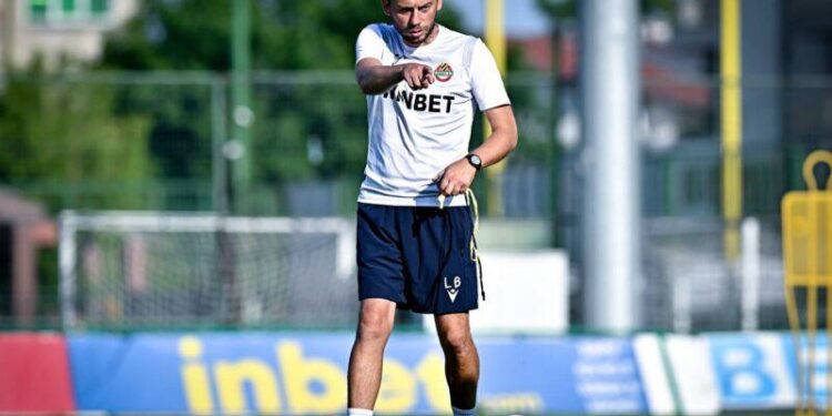 НАЙ-ДОБРАТА НОВИНА ЗА ДЕНЯ ЗА ЧЕРНО-ЖЪЛТИТЕ 🟡⚫: Ботев Пл.в. е намерил играч за Лъчезар Балтанов!