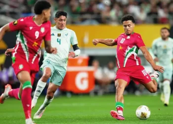 НЕВЕРОЯТНО! ЗАЩИТНИК НА ЦСКА РАЗКЪСА МРЕЖАТА СЪС ЗАШЕМЕТЯВАЩ ГОЛ, КОЙТО ЩЕ ВЛЕЗЕ В ИСТОРИЯТА НА БЪЛГАРСКИЯ ФУТБОЛ И ЩЕ СЕ ПОМНИ ДЪЛГО!