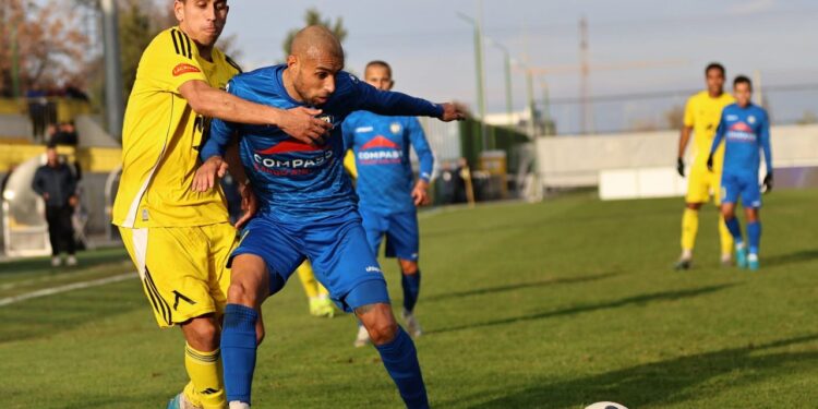 Завръщането на Хулио: Креативният халф на Левски София