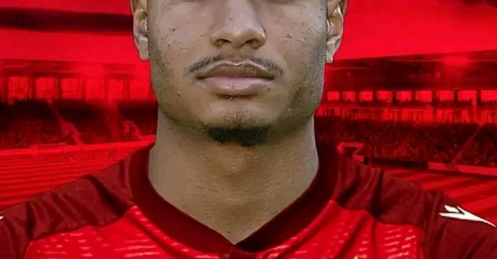 СКАНДАЛ В ЦСКА: Нидерландската Звезда Бенджамин Пауелс Е Под ОГРОМЕН Натиск След Шокираща Реакция Към Новия Треньор!