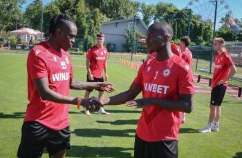 ШОКИРАЩ ЛИДЕР! ЦСКА НАЗНАЧИ ИЗНЕНАДВАЩ НОВ КАПИТАН, РАЗВЪЛНУВАЙКИ ОТБОРА!