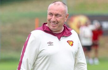 🔴 Шокиращ Трансферен Обрат: Бивша Звезда на ЦСКА Предложена на Мъри Стоилов