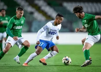 Защо мачът на Левски тръгна накриво: Когато приятелските срещи загрубеят