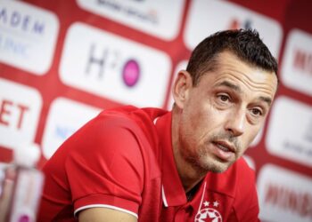 Бившият треньор на ЦСКА София Александър Томаш заведе дело срещу клуба за неизплатени задължения