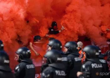 Словенската полиция призова феновете на ЦСКА незабавно да се акредитират