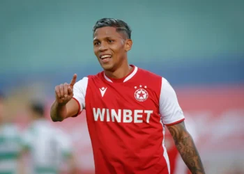 ОФИЦИАЛНО: Ето кой бивш играч на ЦСКА ПОДПИСВА със Станимир Стоилов в Гьозтепе! Голям трансфер!