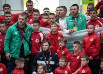 Невероятен обрат! Дръзкият ход на Домусчиев разтърсва ЦСКА – разкрити са тайни дългове и пълна смяна на властта!