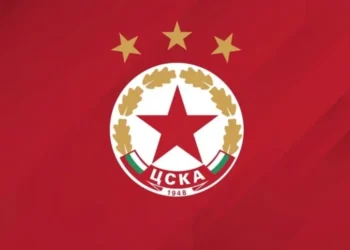 ДОЖИВОТНО ВЪЗНАГРАЖДЕНИЕ: Кои са тримата легенди, на които ЦСКА обеща доживотна пенсия?