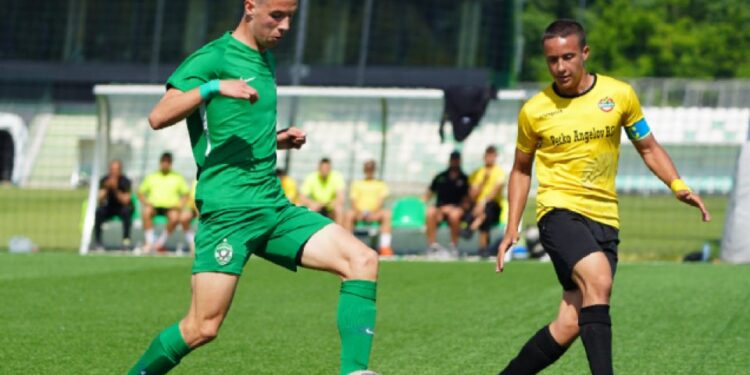 Филип Гигов от националния отбор на България чака медицински преглед в Левски София след споразумение с Пирин Благоевград по клаузата