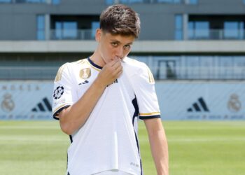 Турска наслада! Левски София привлича суперзвезда нападател в шокираща сделка за 2 милиона долара!