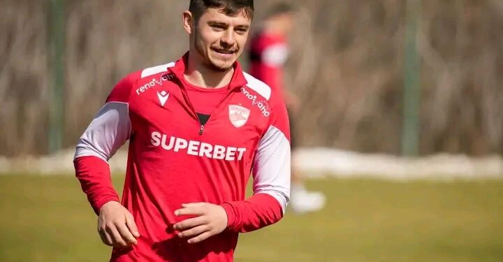 Universitatea Craiova Eyes Cristian Costin pentru doi ani Detalii complete