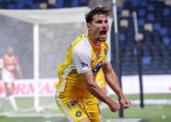 Заглавие: “Колосалната финансова мощ на ЦСКА: Звезда на Макаби отхвърля лоялността към Тел Авив за руско състояние”