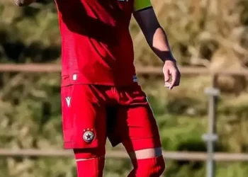 🔴 ЛОШАТА КРЪВ В ЦСКА: Феновете се обръщат срещу клуба, докато мълчанието и забавянията разпалват гнева 😡💥