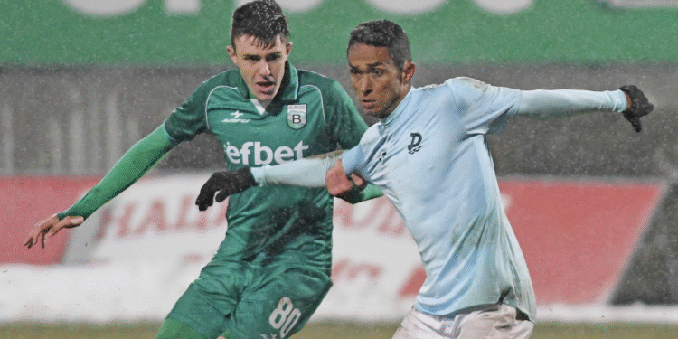 Левски преследва звезди от Арда за еврофутболна сензация!