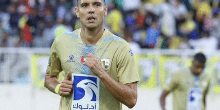 Докато ЦСКА и Ботев Пд се боричкат за Георги Миланов, той ги изненада с ход