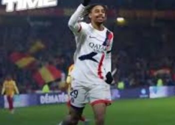 Червена вълна идва! Армейци, поздравявайте нашия национален герой!