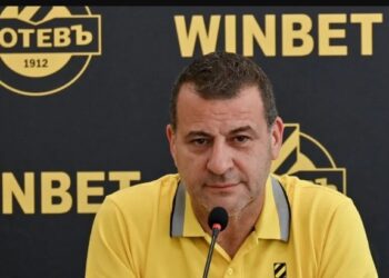 ОФИЦИАЛНО: Даниел Наумов подсилва Ботев (Пд) до дни