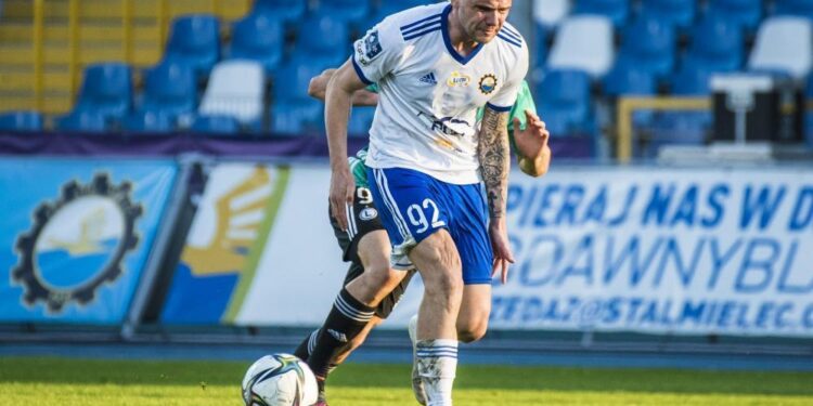 Блокбъстър Пристигане: Левски Си Осигури Подпис на Суперзвезда!