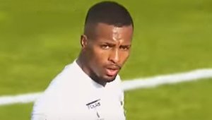 Шок в ЦСКА! Пастор Се Предложи Сам и Поема Отговорност за Защитата!