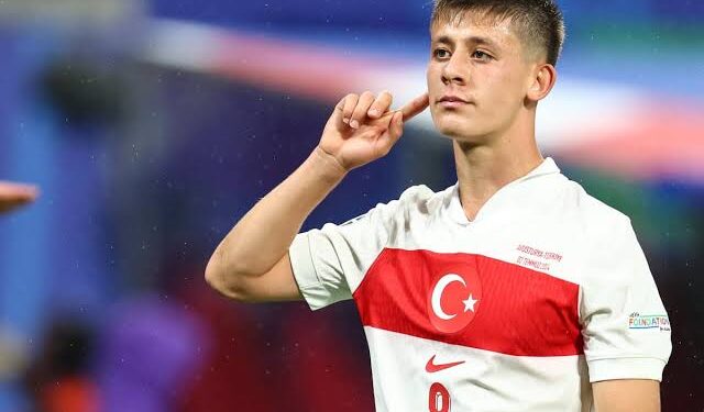 ШОК ЗА 2 МИЛИОНА ДОЛАРА! ЦСКА ПРИВЛИЧА СУПЕРЗВЕЗДА ОТ НАЦИОНАЛНИЯ ОТБОР НА ТУРЦИЯ СЪС СМАЙВАЩ ТРАНСФЕРЕН УДАР!