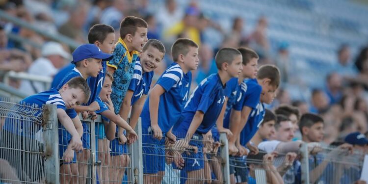 РАЗКРИТИЕ 🚨: Треньорът на Левски Веласкес разкри приоритетите на отбора за попълнения след победата над Боро – според него, те са ключови не само за предстоящите битки в първенството, но и за подсилване на състава в случай на участие в евротурнири по-късно през сезона!