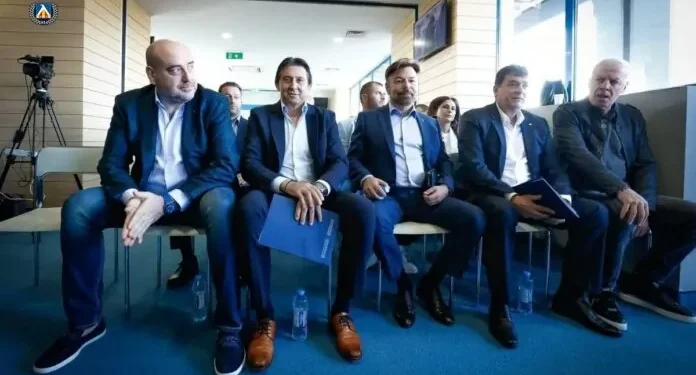 Левски със спешно съобщение за случващото се в мача с НАП и кой даде пари за нови играчи