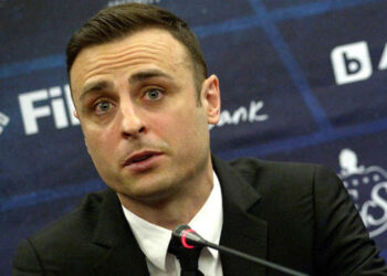 Димитър Бербатов води преговори за закупуване на акции в Левски София, както и за правата върху името на стадиона след неговото обновяване