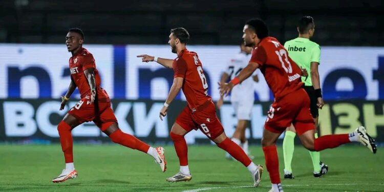 ЦСКА София наказан с отнемане на 10 точки заради използване на нерегистриран играч срещу Славия София