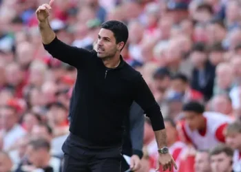 Тройната размяна на играчи, предложена от Арсенал на български клуб, пропадна след отказ от Левски София