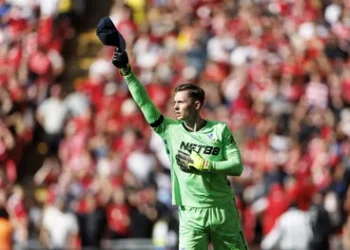 ШОК! Левски Открадна Сигурен Гол на Кристъл Палас в Последната Секунда, Оставяйки Ги Безмълвни!