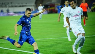 Полска футболна сензация в Левски София  Българският президент лично кани младата звезда след невероятен гол