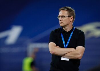 Бивш треньор на ЦСКА критикува ръководството и съдийските решения