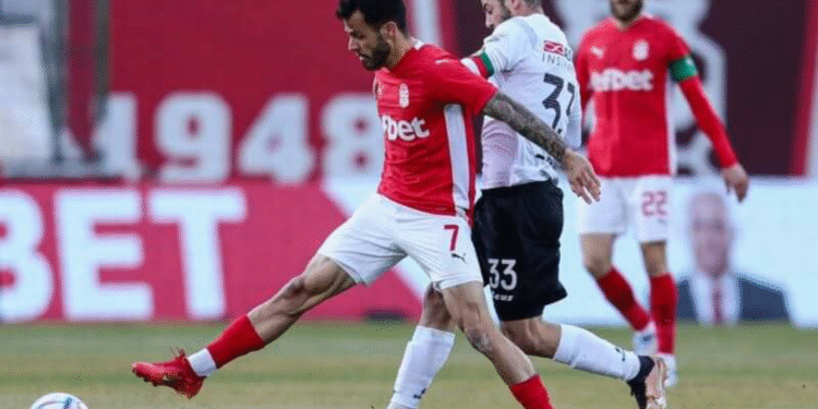 Големият трансферен ход на ЦСКА? „Червените“ започнаха преговори с ЦСКА 1948 за бразилски халф. Очаква се трансферната сума да е сериозна, а само преди година Левски беше близо до него, но офертата пропадна поради цена от близо…..вижте още👇