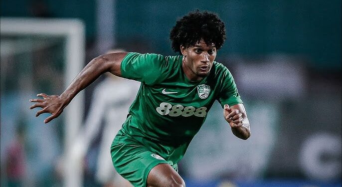 Левски София се споразумя с Берое за крилото Хуанка Пинеда след оферта от 400 хиляди евро