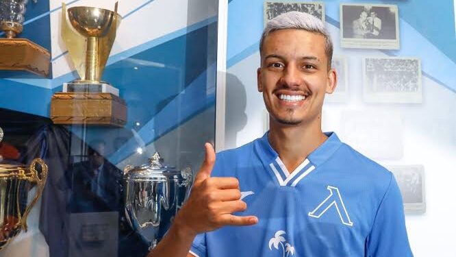 Младият талант на “Левски” шокира всички и пренаписа историята на клуба с безпрецедентен акт на дързост.