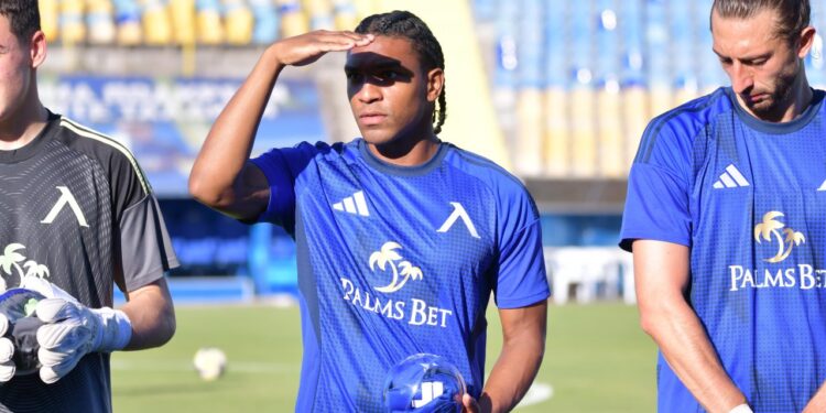 Стана ясно защо снощи Макун не игра за Левски – не е само заради контузия от първия мач с АЗ