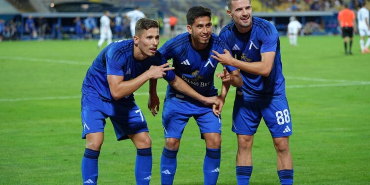 Драма в синьо: “Славия” надви “Левски”