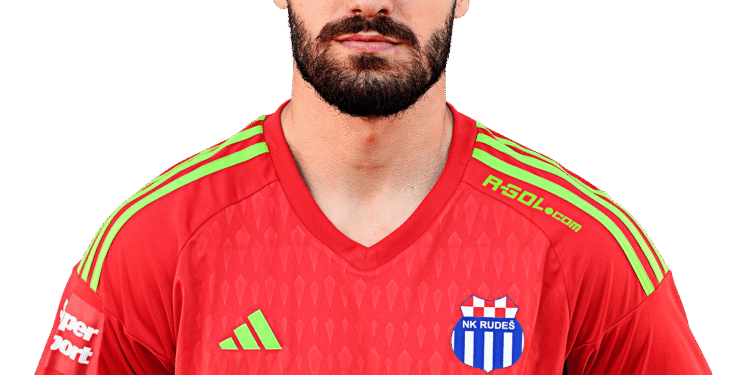 Матеј Маркович се завръща в Левски София с тригодишен договор