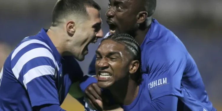 Левски готви зимни продажби: Марин Петков и Мустафа Сангаре с трансфери в чужбина