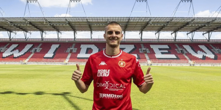 Божидар Чорбаджийски се завръща у дома: Бившият капитан на ЦСКА отново при Армейците след взаимно споразумение!