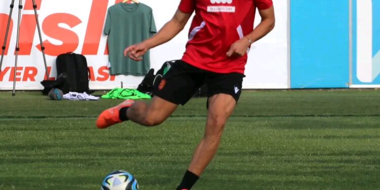 Българска звезда от U-21 потвърди трансфер в ЦСКА София непосредствено след равенството 1-1 с Азербайджан във вторник следобед