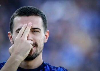 СПЕШНО: Звездният играч разкрива плановете си за бъдещето, като удължава договора си с отбора поради новата визия за шампионска титла