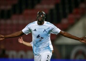 Сангаре отказа златна оферта, мечтае за Европа – Левски рискува без нов голаджия!