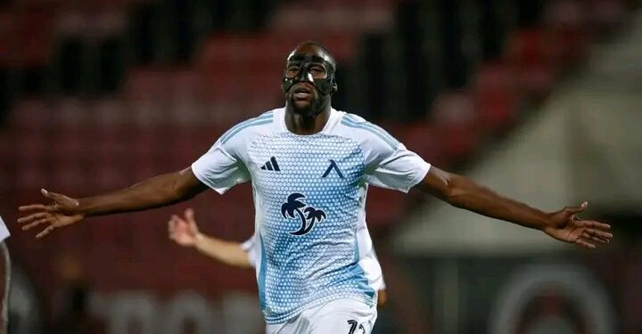 Сангаре отказа златна оферта, мечтае за Европа – Левски рискува без нов голаджия!