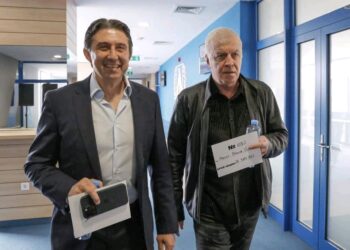 Наско и Борето топят дългове, Дон Хулио гради отбора: Бъдещето на Левски!