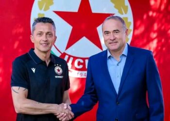 🔥🇧🇬 “Добре дошъл, Ицо!” – Феновете зоват Христо Янев да повтори пътя на Пенев и да върне българския дух в ЦСКА! ⚽🕊️