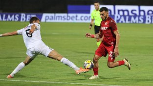 ШОКИРАЩ ХОД В ЦСКА: ТРЕНЬОРЪТ ИЗГОНИ ДВЕ ЗВЕЗДИ И ЗАЛОЖИ НА АКАДЕМИЯТА