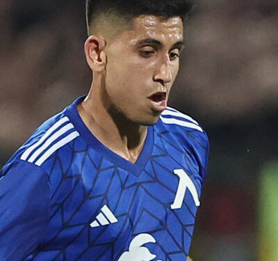 Продължаващи преговори между Левски София и Асен Митков за прекратяване на договора по взаимно съгласие